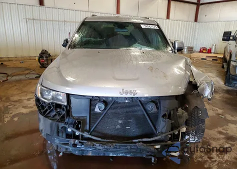 2018 Jeep Grand Cherokee Laredo из США, поврежденный, VIN 1C4RJFAG9JC351573